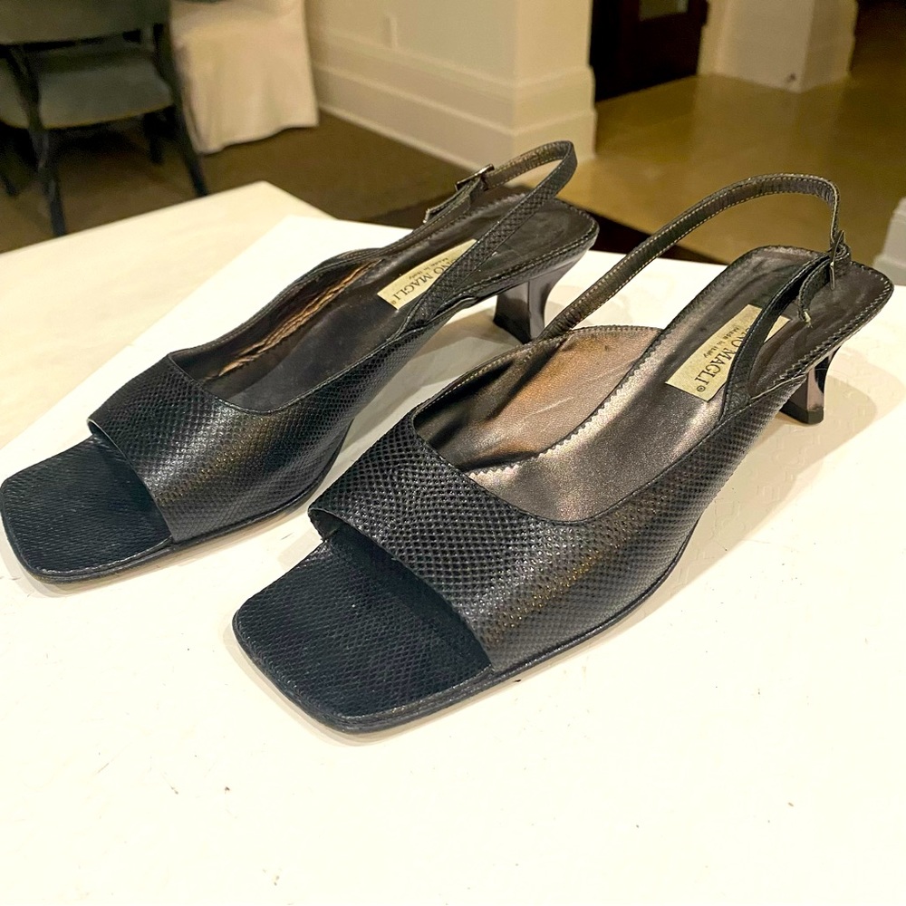 BRUNO MAGLI block heel black leather sling back sandal. Size 8. Good con…